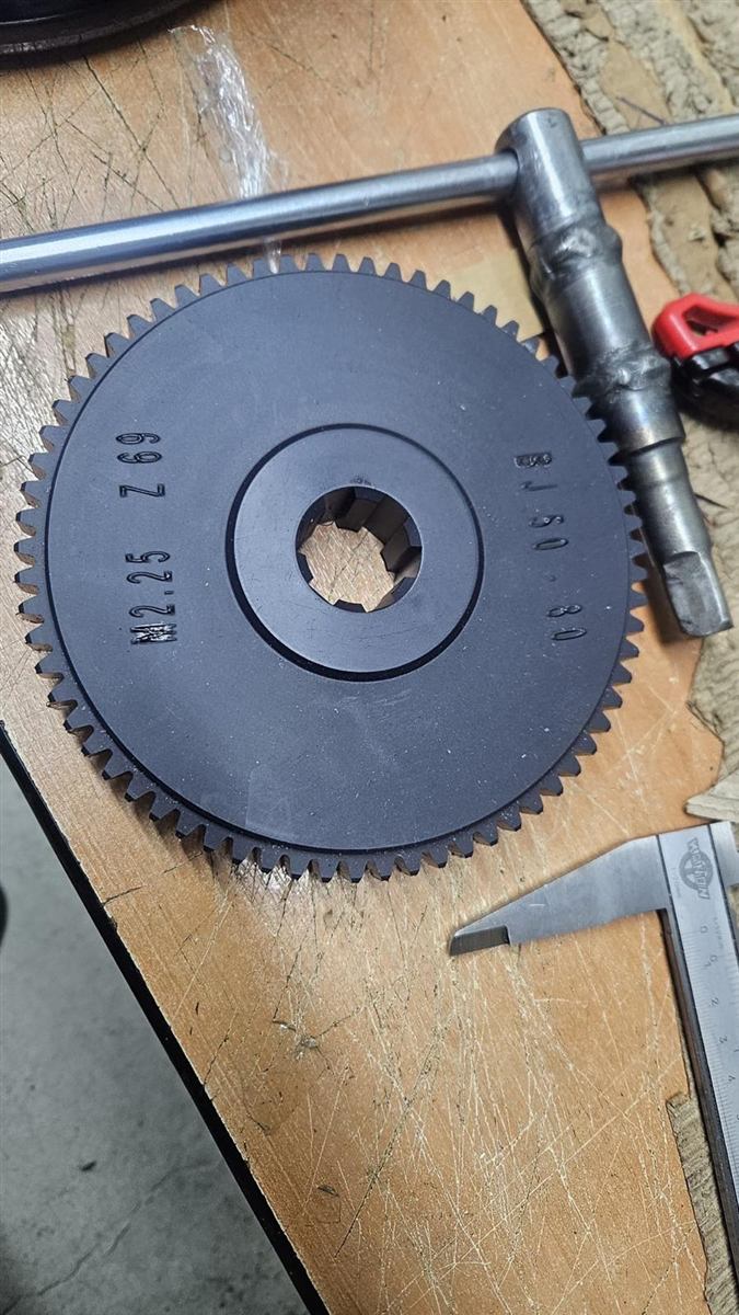 Tezgâh söküm ve servis çalışması 111